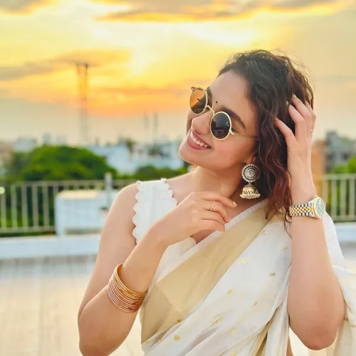 keerthysureshofficial