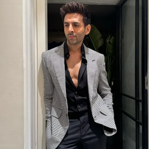 kartikaaryan
