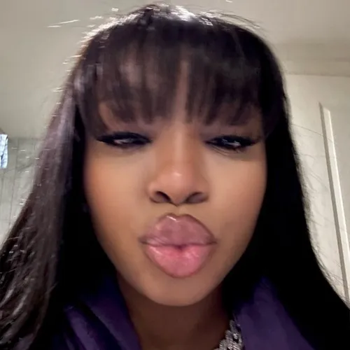 lightskinkeisha