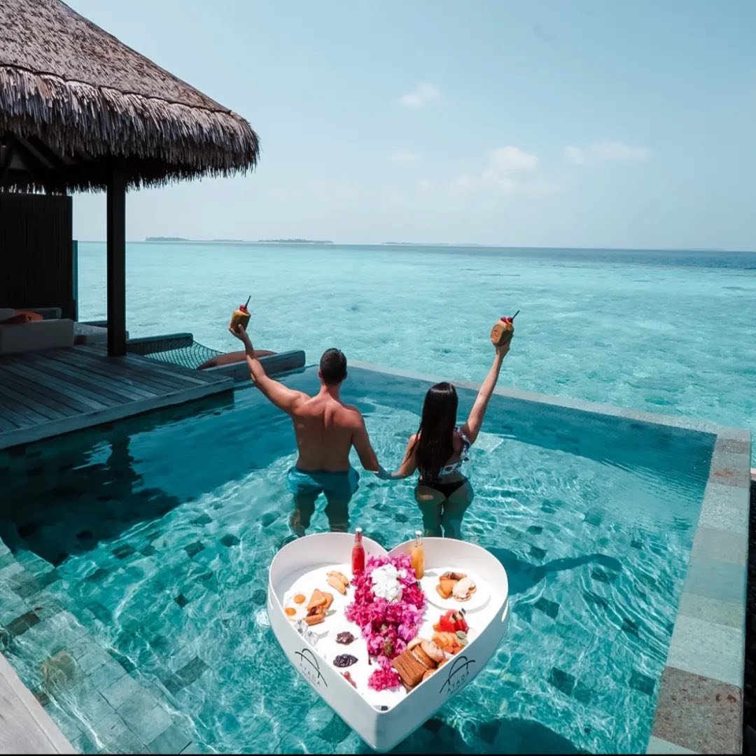 Julia Gal - Luxury Travel Content Creator🌛's profile