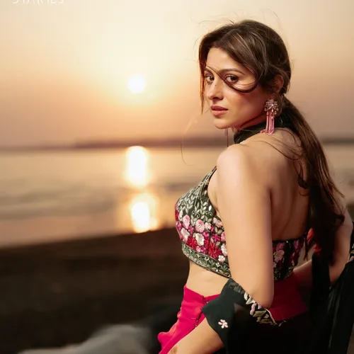 aparnadixit2061