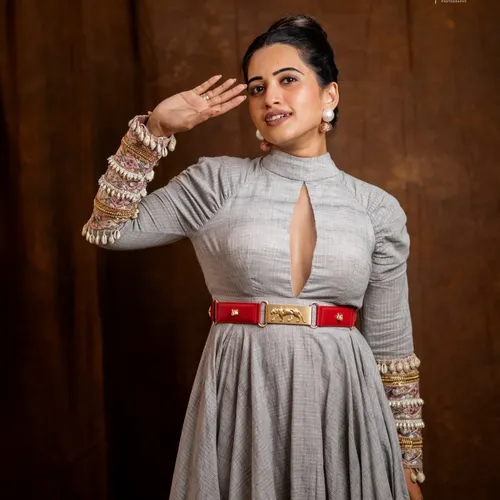 sravanthi_chokarapu