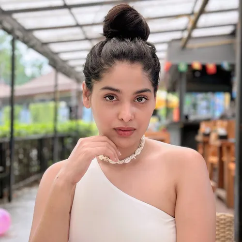 khushboobistt