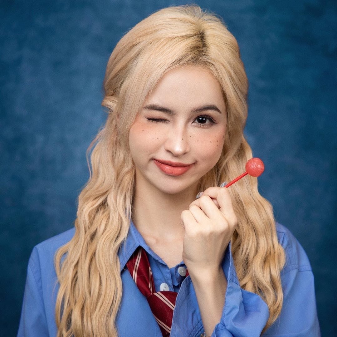 Hannah 4EVE's profile