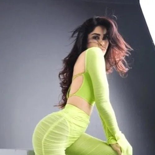 renukaushal09