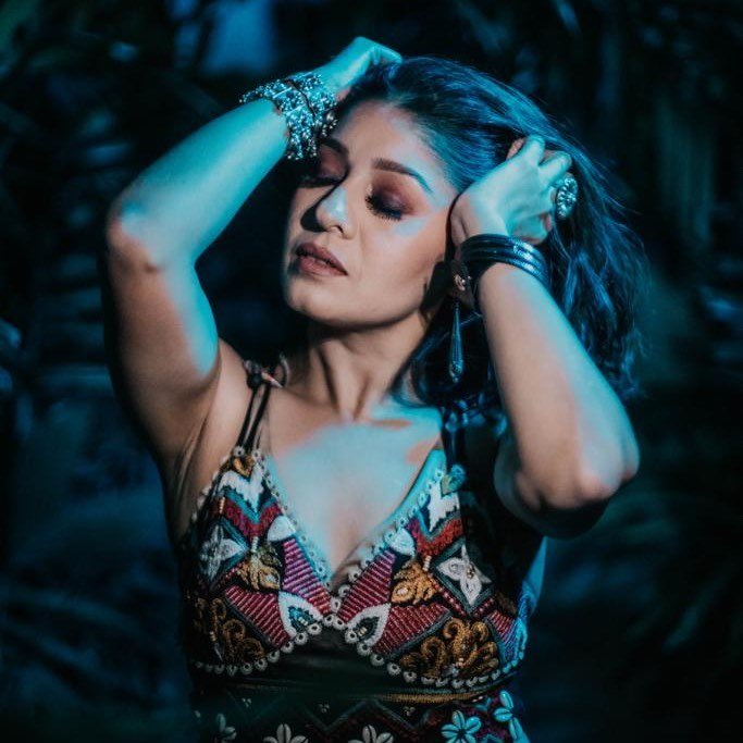 Sunidhi Chauhan's profile