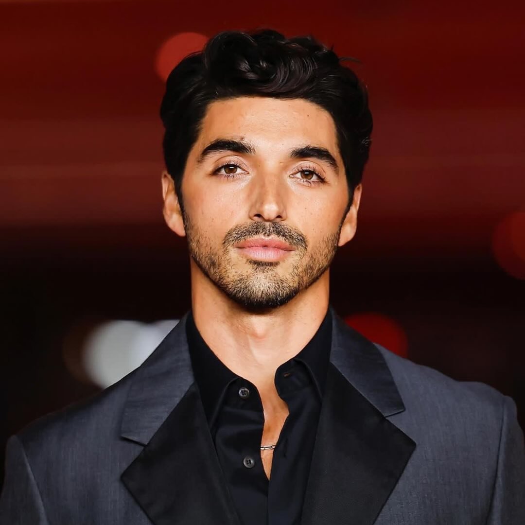 TAYLOR ZAKHAR PEREZ's profile