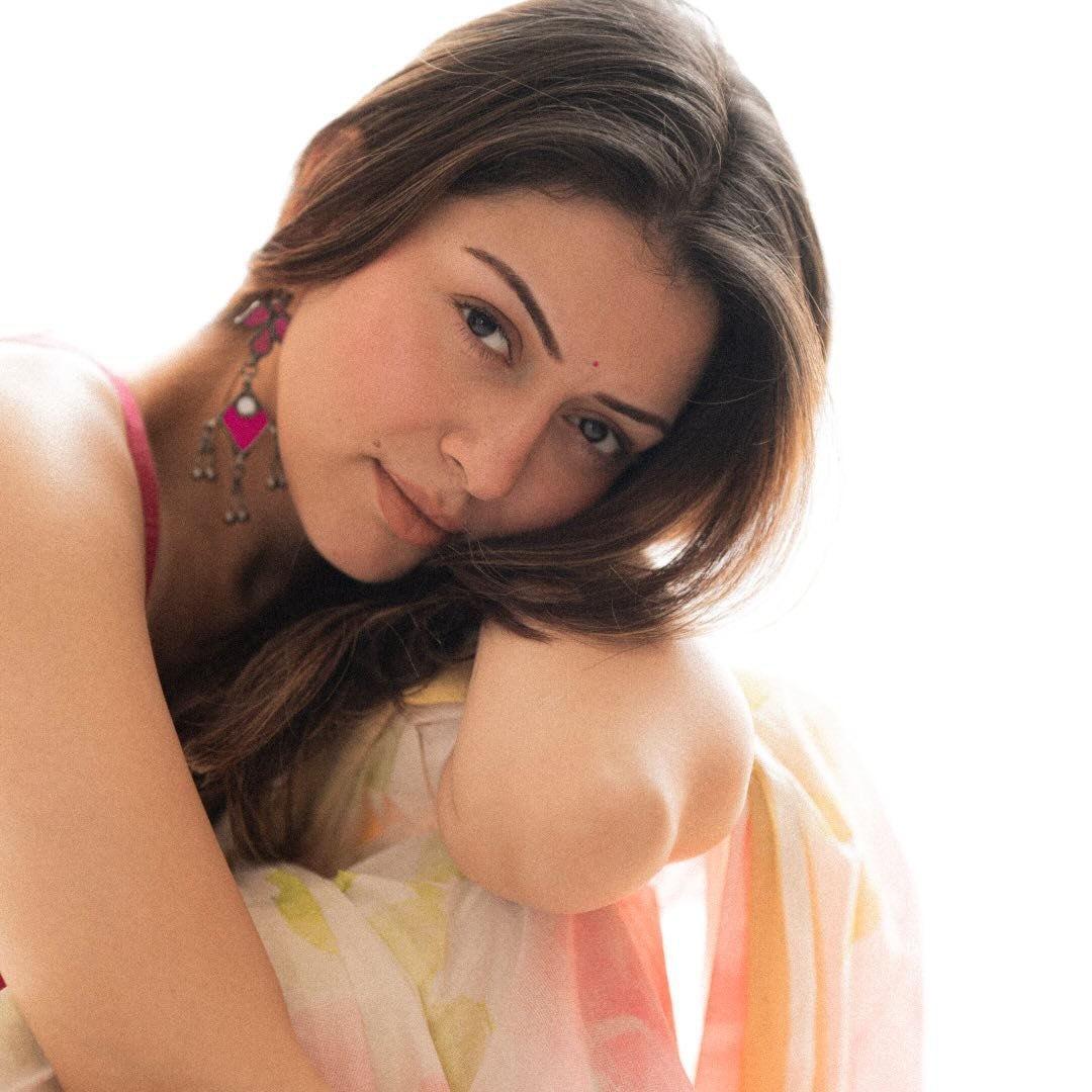 Hansika Motwani's profile