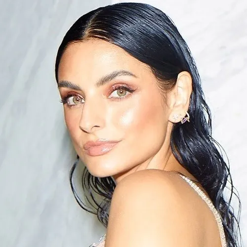 aislinnderbez