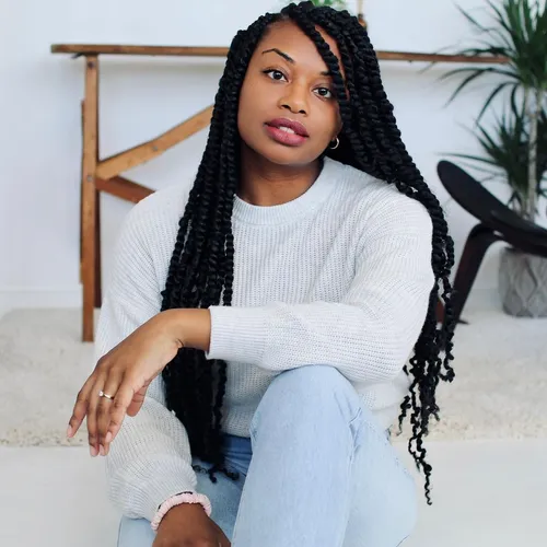 Try on these long, tightly woven braids that elegantly frame the face.