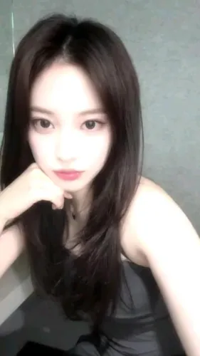 try on a long straight hairstyle with subtle waves at the ends, giving a natural and relaxed look