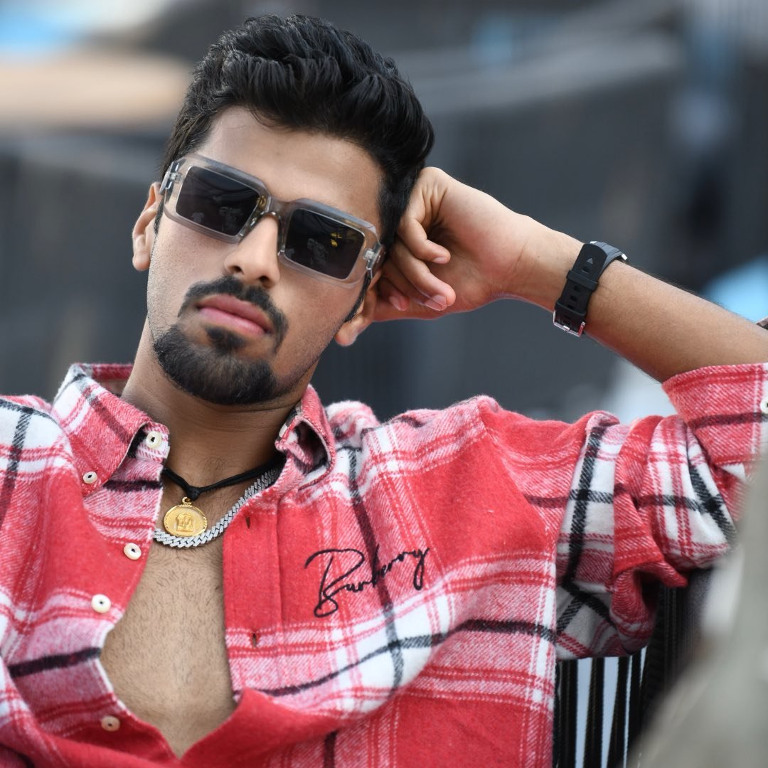 Washington Sundar's profile
