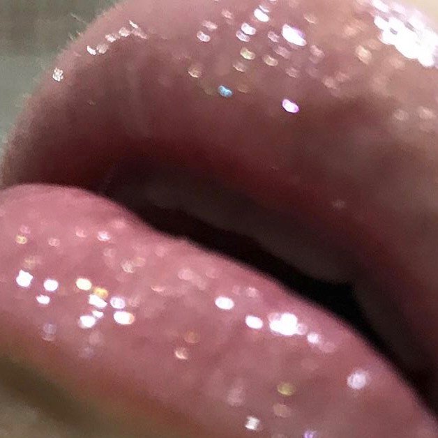 Bad Gyal Alba Pussy K Mana's profile