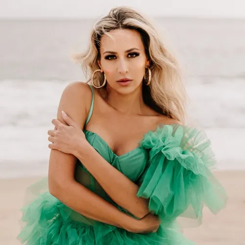 nataschabessez