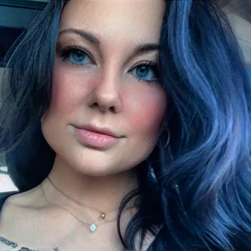 courtney_lenei