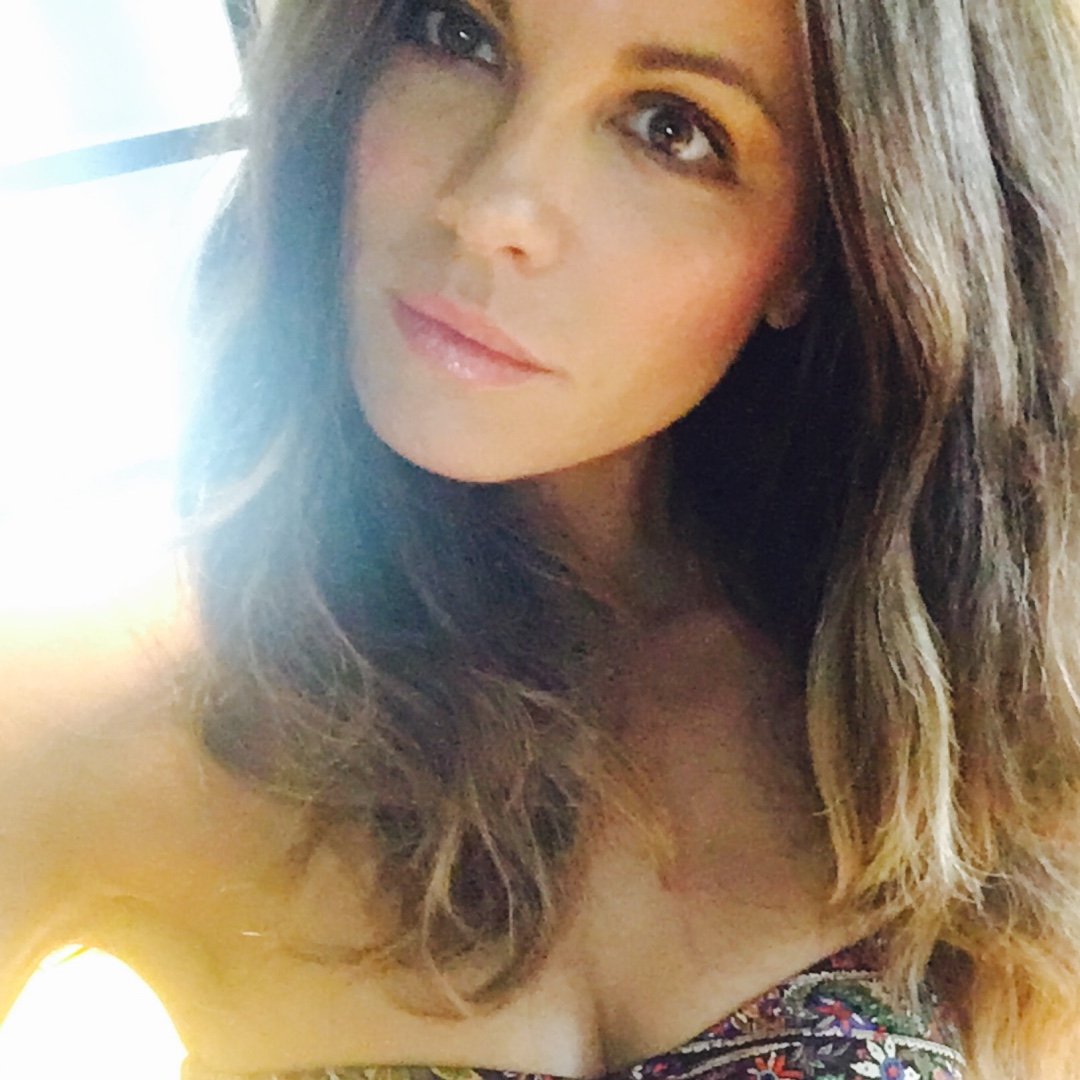 Kate Beckinsale's profile