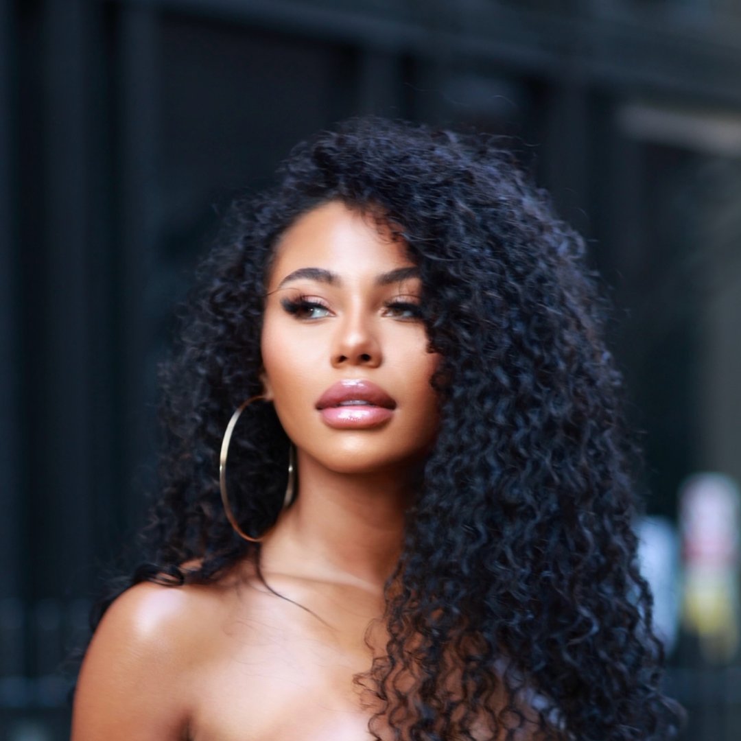Tati's profile